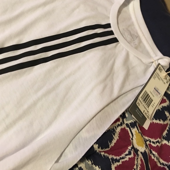 Adidas 2 Piece Short Active Set - Picture 5 of 7